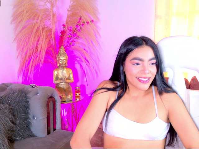 IzanThorne live cam on BongaCams