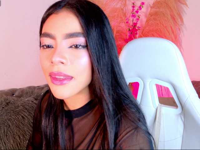 IzanThorne live cam on BongaCams