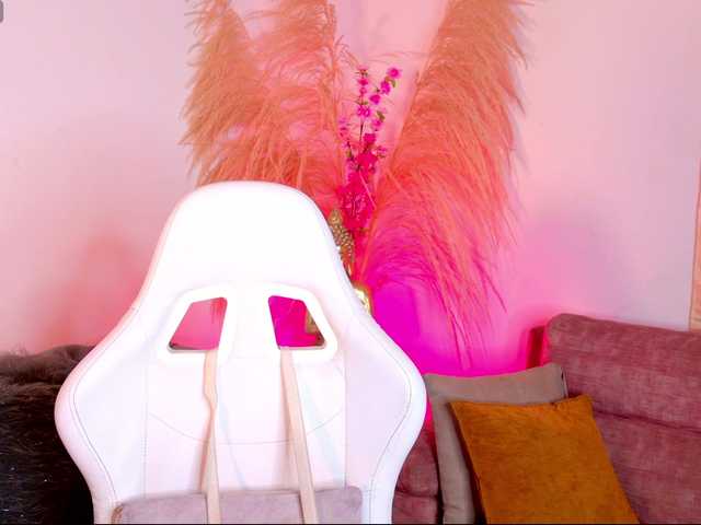 IzanThorne live cam on BongaCams
