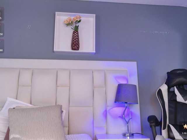 IzanThorne live cam on BongaCams
