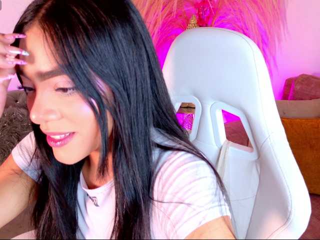 IzanThorne live cam on BongaCams