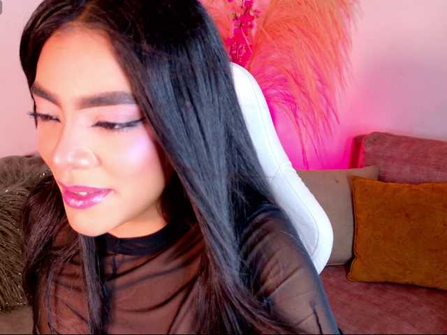 IzanThorne live cam on BongaCams