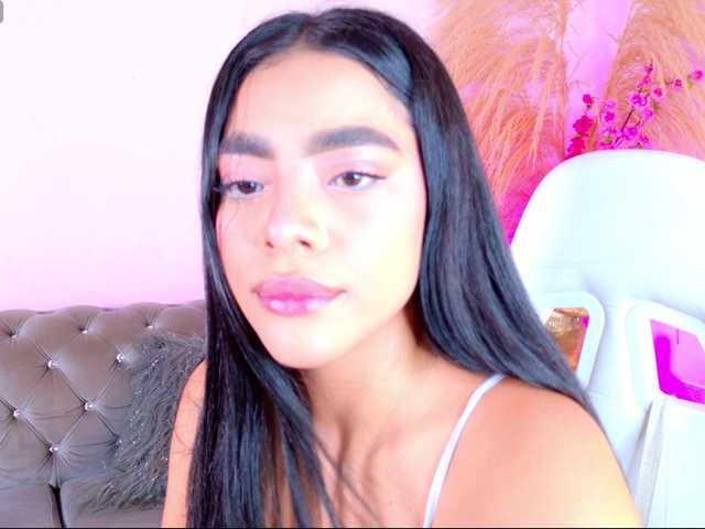 IzanThorne live cam on BongaCams