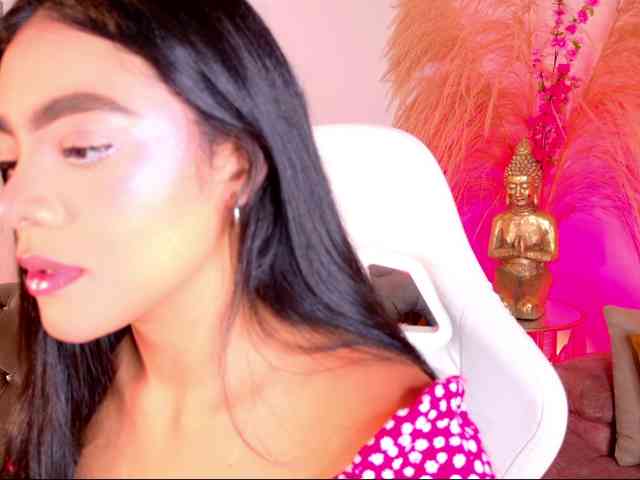 IzanThorne webcam