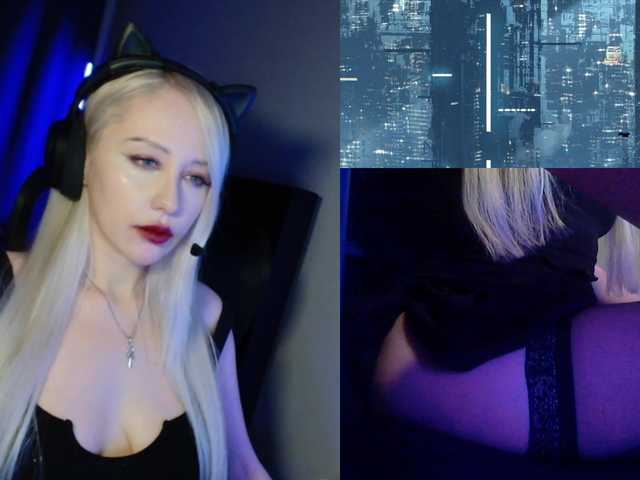 roxyrowe live cam on BongaCams