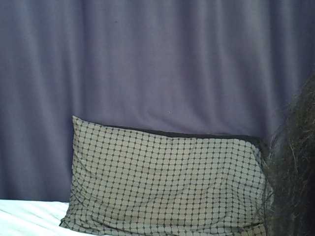 Precious-22 live cam on BongaCams