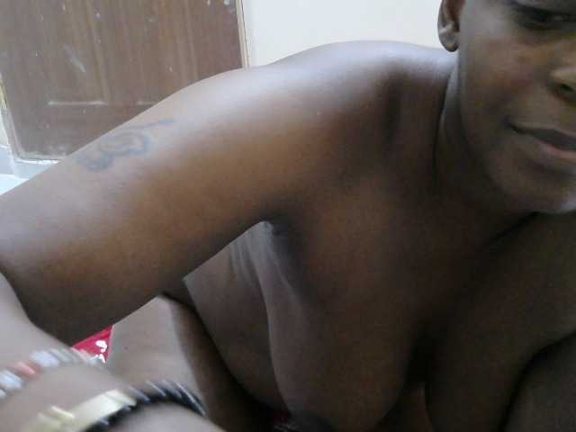 Pumkin2, live now on BongaCams