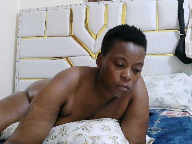 Pumkin2 live cam on BongaCams