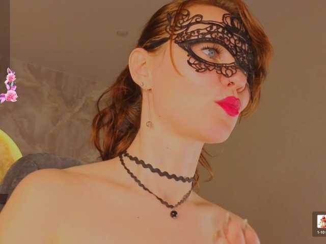 Margo-Kelly live cam on BongaCams