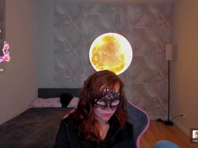 Margo-Kelly live webcam show