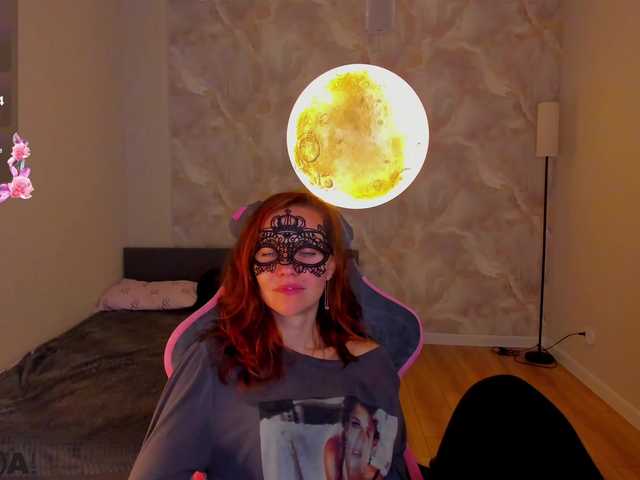 Margo-Kelly live webcam show