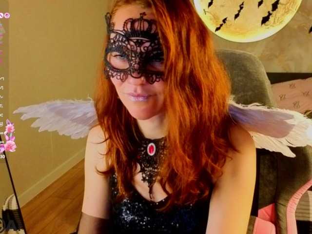 Margo-Kelly live cam on BongaCams