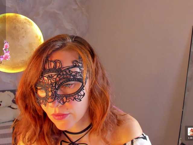 Margo-Kelly live cam on BongaCams