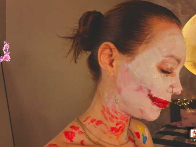 Margo-Kelly, live now on BongaCams