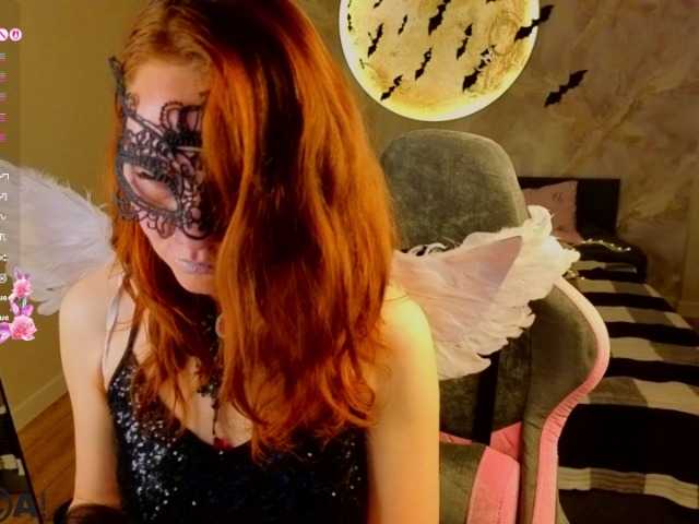Margo-Kelly live cam