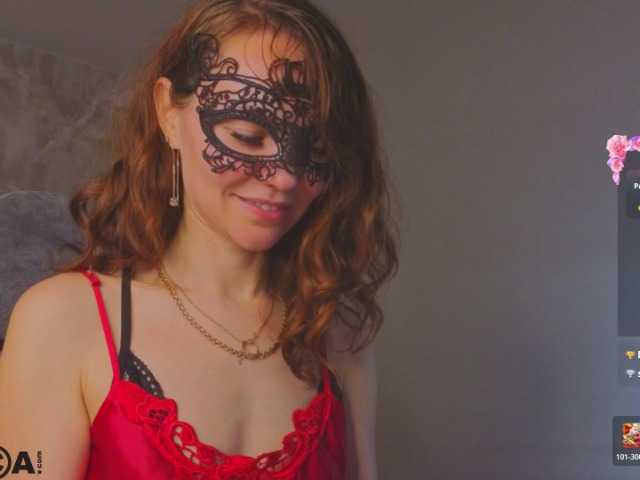Margo-Kelly, en vivo ahora en BongaCams
