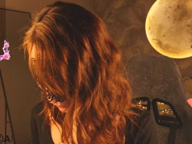 Margo-Kelly live cam preview