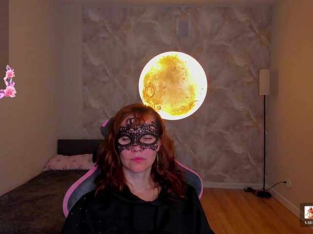 Margo-Kelly live webcam show