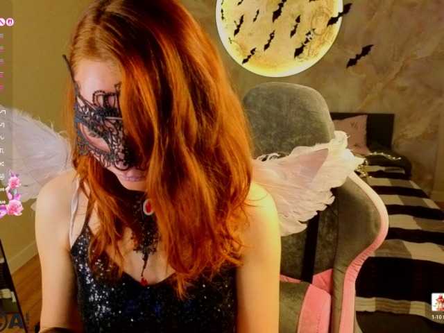 Margo-Kelly live cam