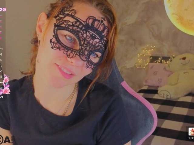 Margo-Kelly live cam on BongaCams