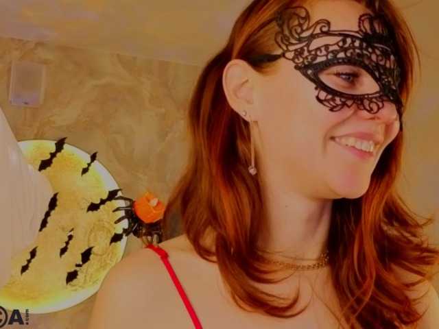 Margo-kelly live cam