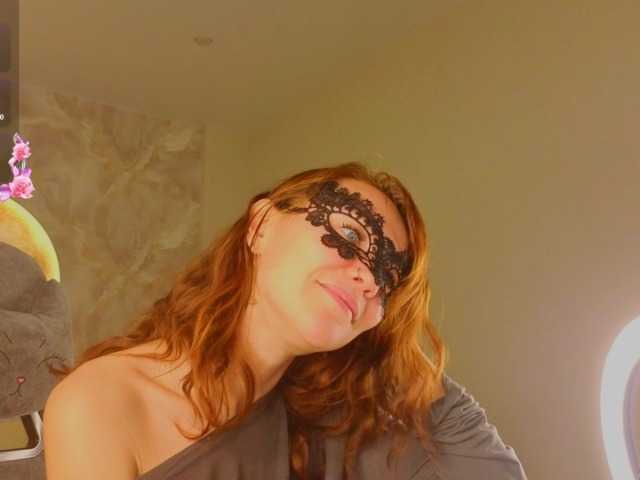 Margo-Kelly live cam on BongaCams