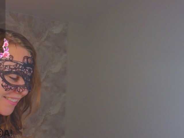 Margo-Kelly, en vivo ahora en BongaCams