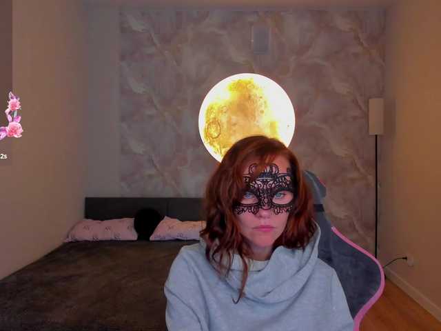 Margo-Kelly live webcam show