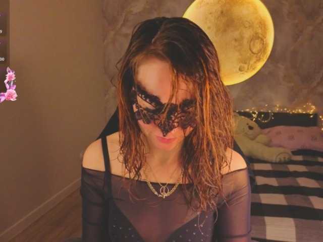 Margo-Kelly live cam on BongaCams