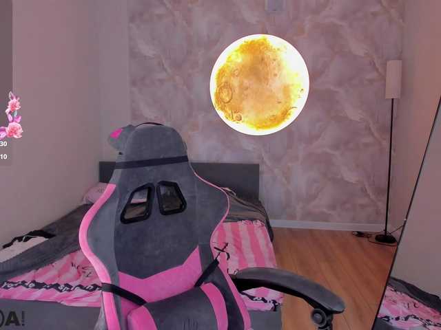 Margo-Kelly live cam