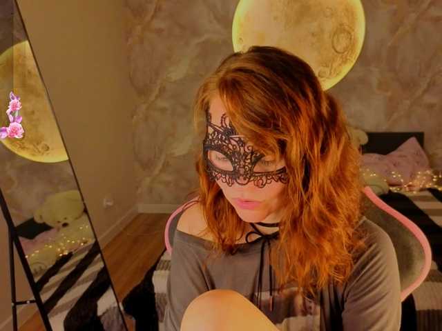 Margo-Kelly live cam on BongaCams