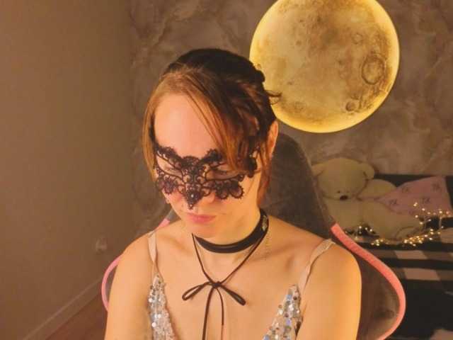 Margo-Kelly live cam