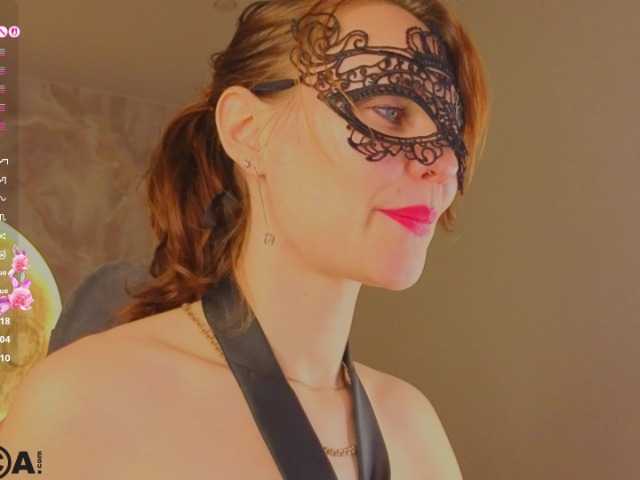 Margo-Kelly live cam on BongaCams