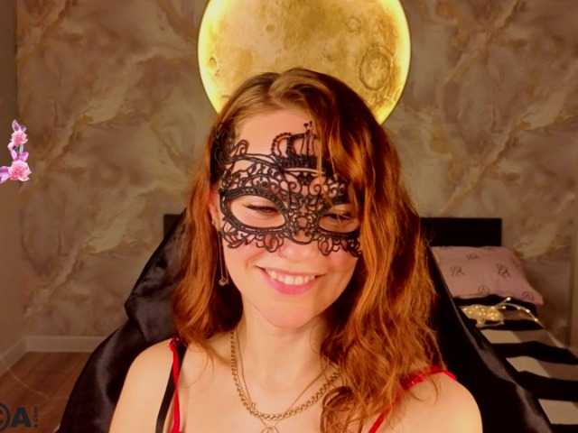 Margo-Kelly live cam