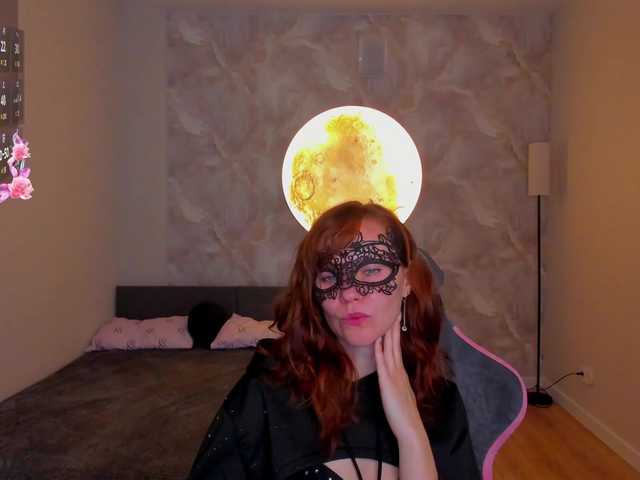 Margo-Kelly live webcam show