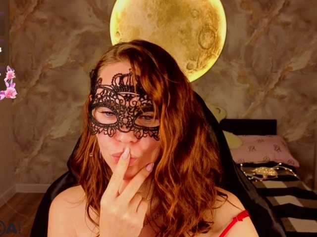 Margo-Kelly live cam on BongaCams