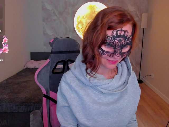 Margo-Kelly live webcam show