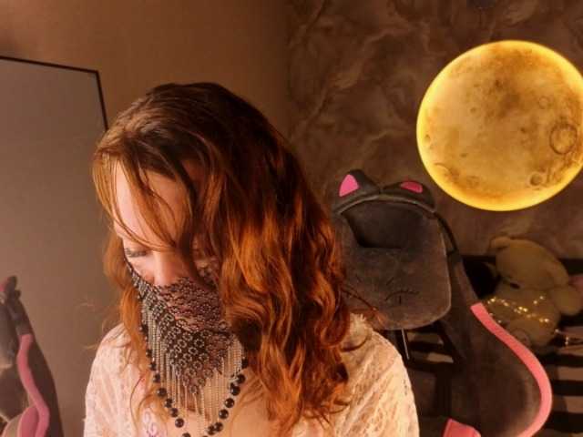 Margo-Kelly live cam on BongaCams