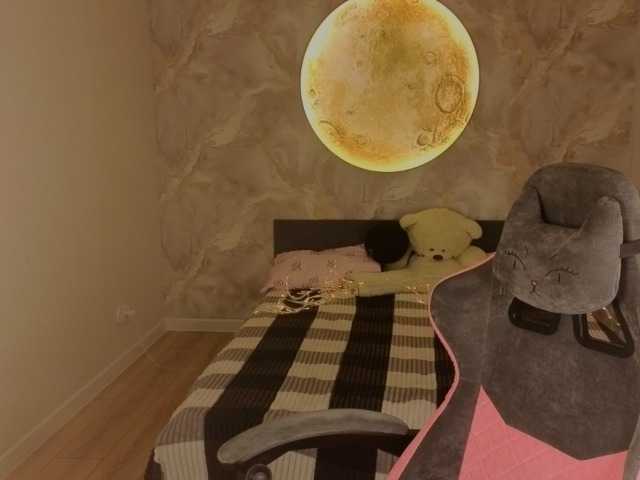 Margo-Kelly live cam preview
