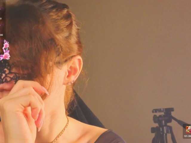 Margo-Kelly, live now on BongaCams