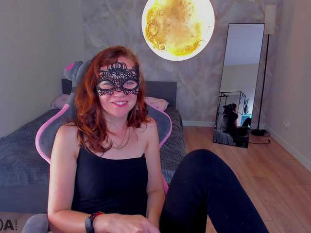 Margo-Kelly live webcam show