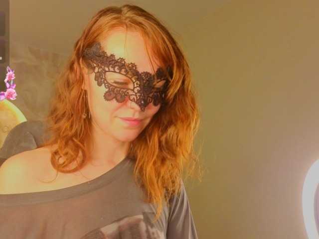 Margo-Kelly live cam on BongaCams