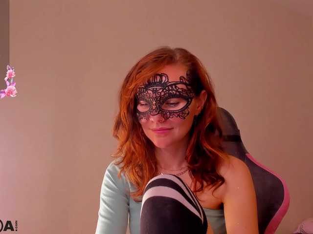 Margo-Kelly live webcam show