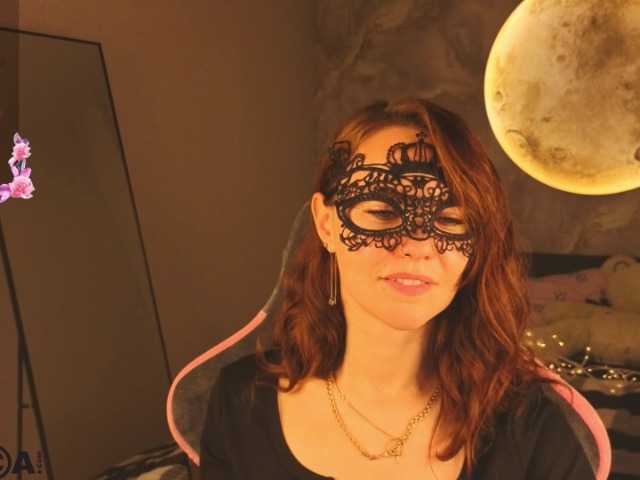 Margo-Kelly live cam preview