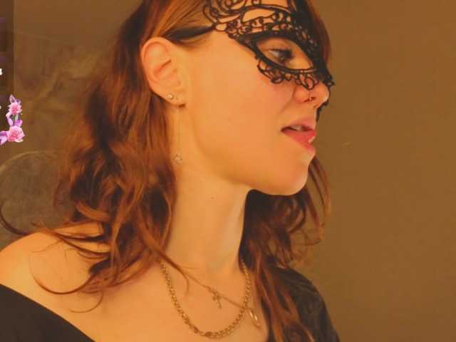 Margo-Kelly live cam on BongaCams