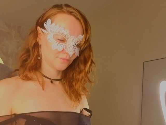 Margo-Kelly live cam on BongaCams