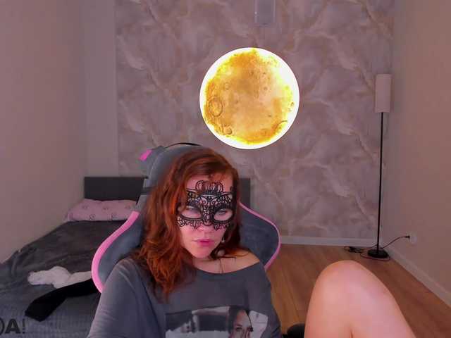 Margo-Kelly live webcam show