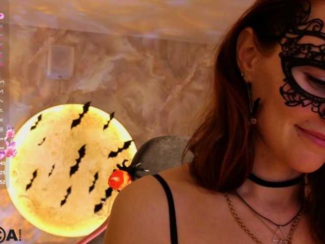 Margo-Kelly live cam on BongaCams