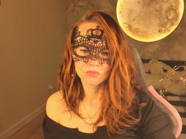 Margo-Kelly live cam preview