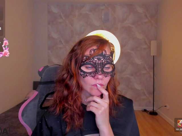 Margo-Kelly live webcam show